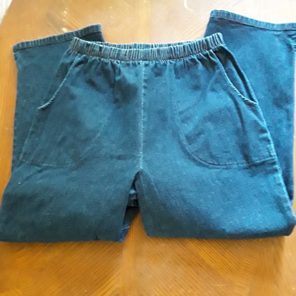 Denim & Co Capri Jeans with Elastic Waist- NWOT - Picture 1 of 4